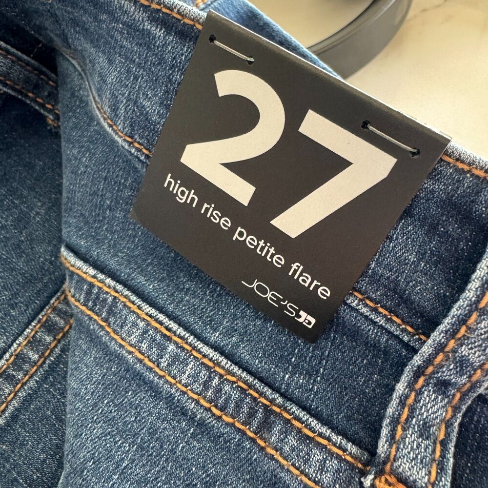 Joe's Jeans Argentina High Rise Petite Flare Jean - Women's 27 - New w Tags - Picture 5 of 7